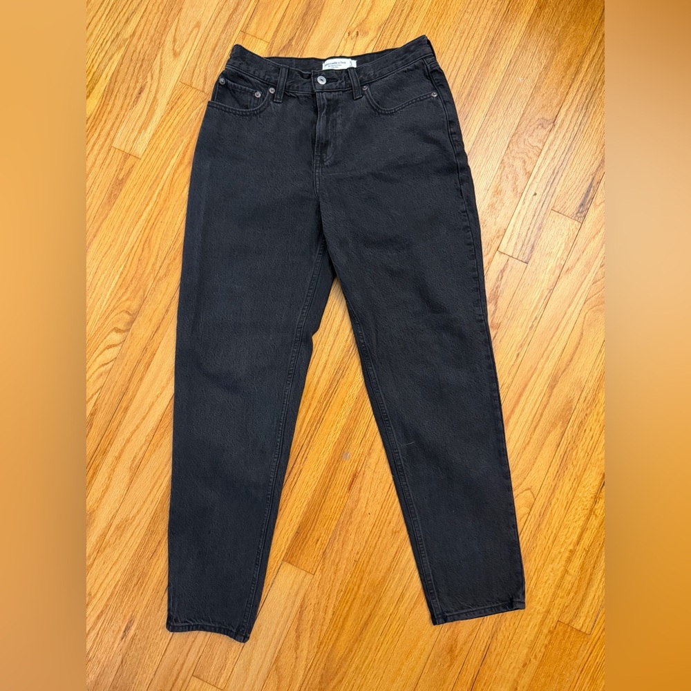 Abercrombie & Fitch Black Tapered Loose Low-Rise Jeans